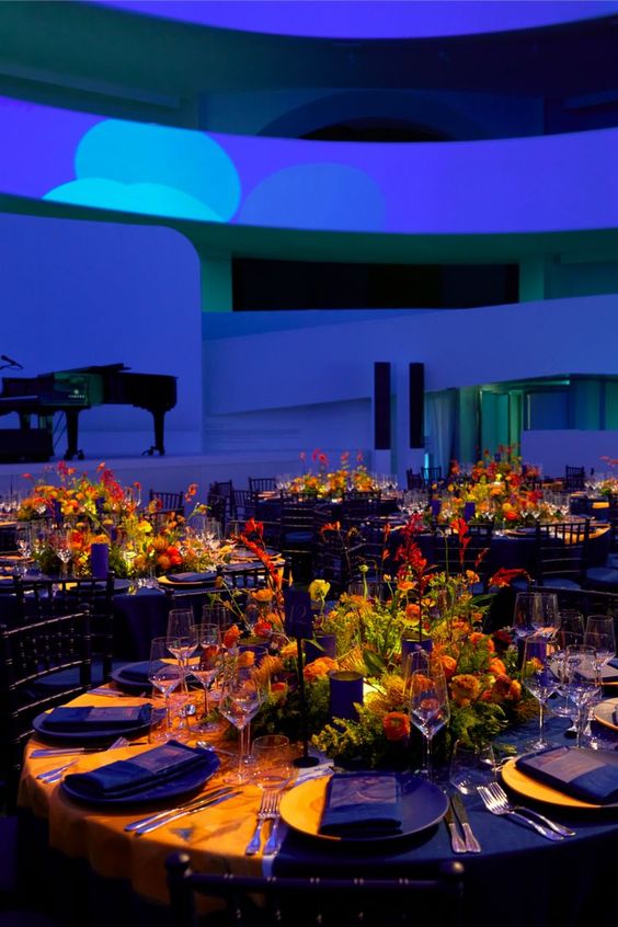 Elegant table decorations at a wedding